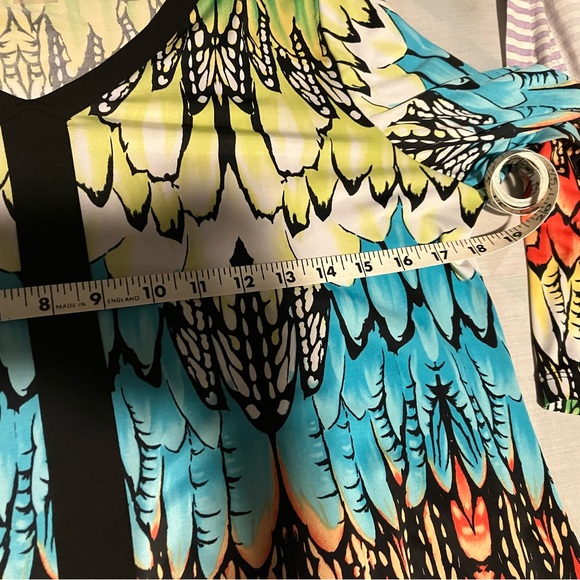 Peter Nygard Colorful Feather Pattern Blouse size Large - Picture 5 of 8